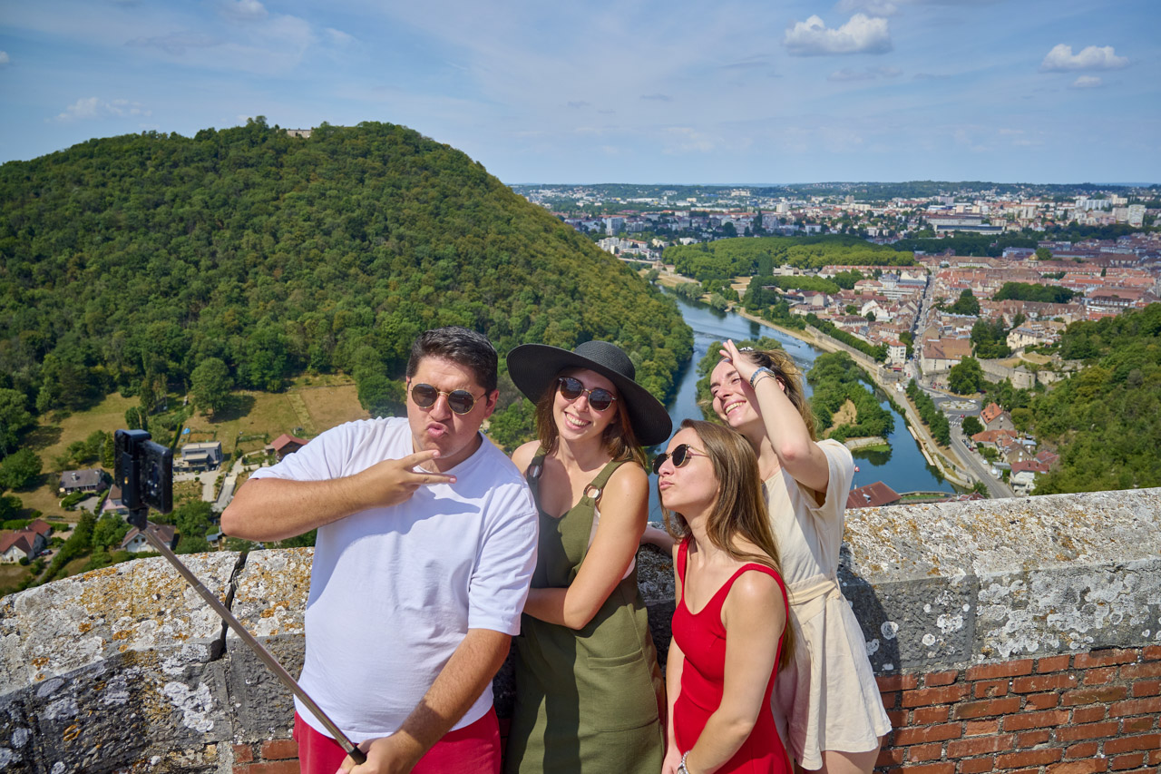 Shooting photo Tourisme dans le Doubs avec figurants