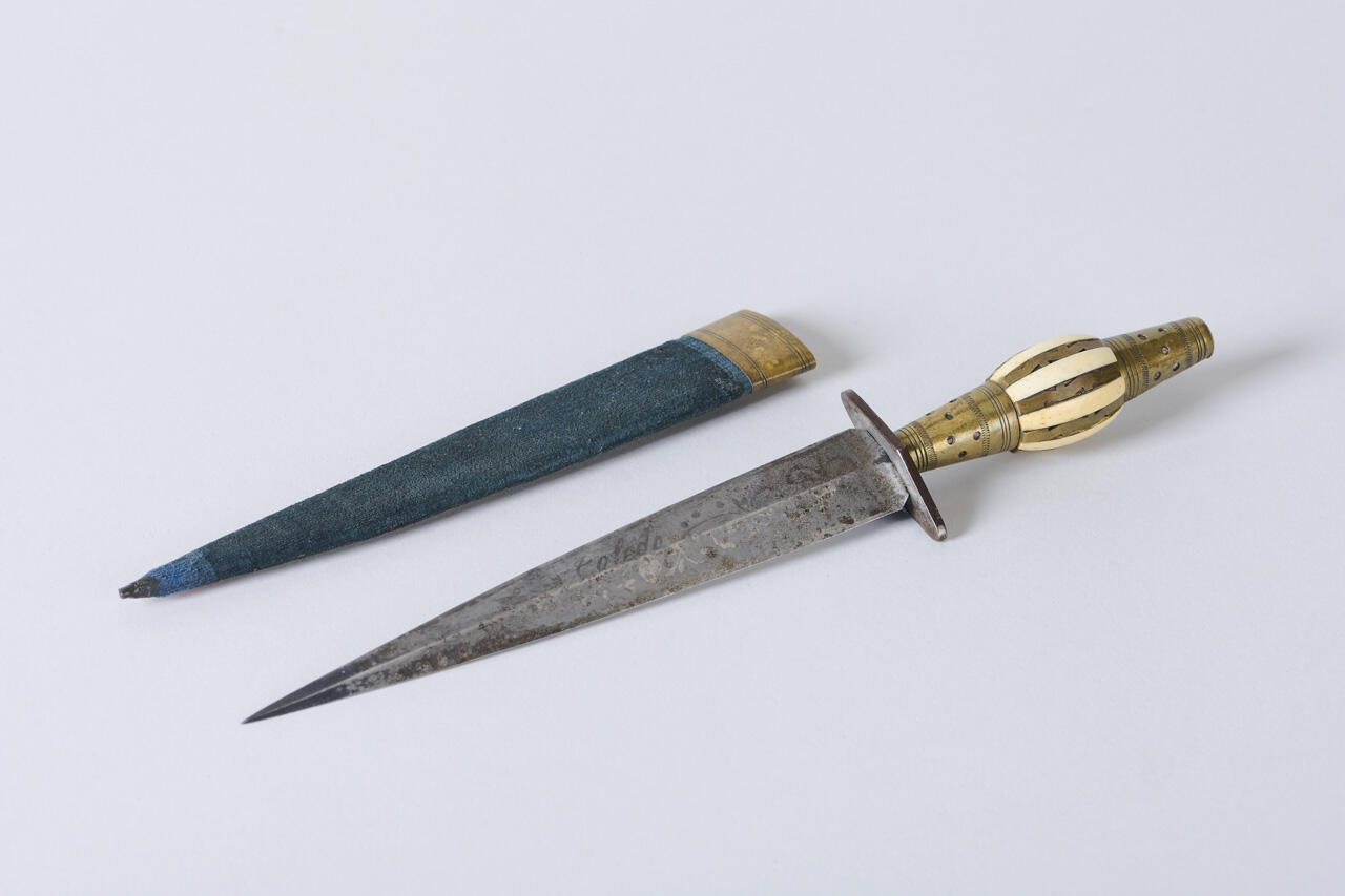 Réplique du couteau ayant servi à assassinat du président  Sadi Carnot par Sante Geronimo Caserio en 1894.