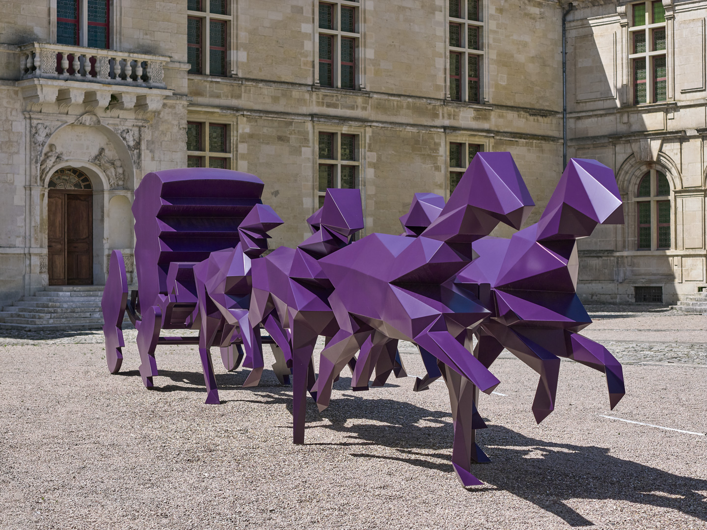 Le Carrosse de Xavier Veilhan au château de Cadillac